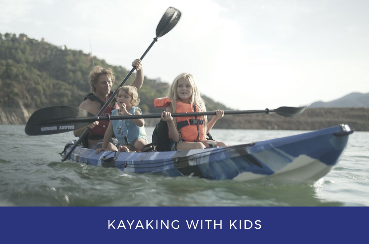Kayak con i bambini: la guida per principianti per sicurezza e divertimento